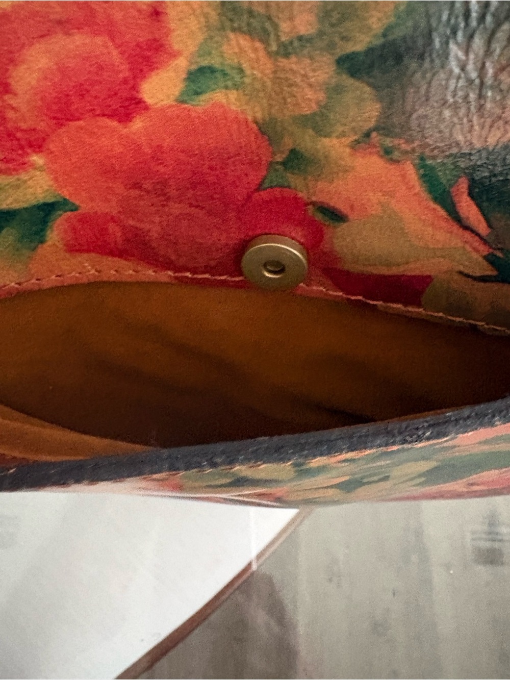 🤎🧡PATRICIA NASH CARMELINE MULTI-COLORED FLORAL LEATHER CROSSBODY BAG!🤎🧡 - Picture 6 of 9
